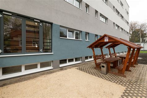 Az Oxygén Hotel focipályája a parkban