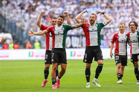 Legia Warszawa szurkolók a stadionban