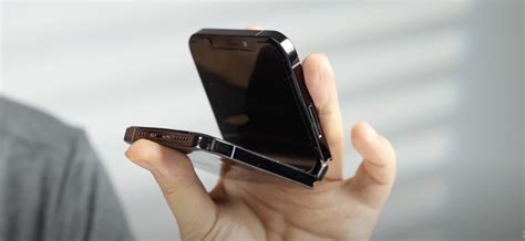Összecsukható iPhone koncepciórajz