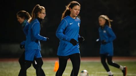NYCFC ifjúsági akadémia játékosai edzésen