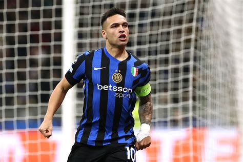Lautaro Martínez akcióban
