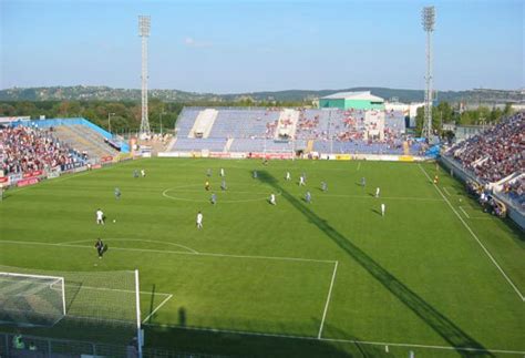 Stadion nézőkkel a Dán Superligából