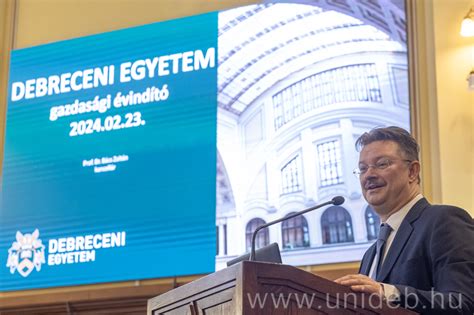 Statisztika a Debreceni Egyetem gazdasági évadnyitójáról