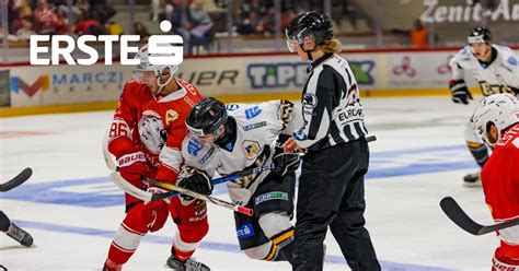 Fiatal jégkorongozók a jégen