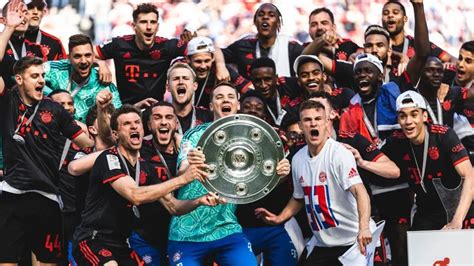A Bayern München bajnoki címek idővonalban