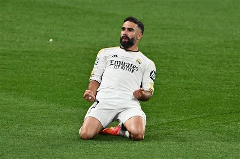 Dani Carvajal képe Real Madrid mezben
