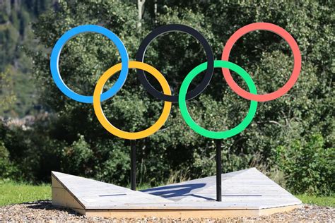 Olimpikon breaktáncosok edzenek Saint-Ouenben