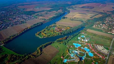 Gébárti-tó és környéke