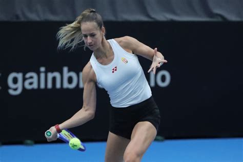 Bondár Anna akcióban