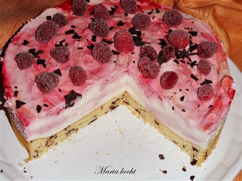 Málnás mascarpone szívtorta