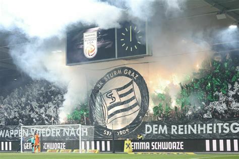 Az SK Rapid Wien és az SK Sturm Graz címek száma