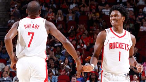 Összehasonlító grafikon Amen Thompson és Kevin Durant statisztikáiról