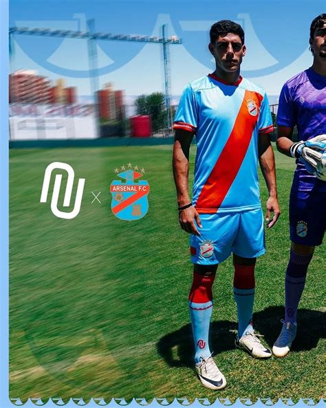 Arsenal de Sarandí és Cipolletti csapatlogók