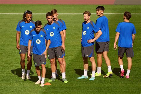 FC Barcelona training session