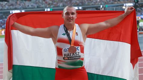 Halász Bence kalapácsvetés közben