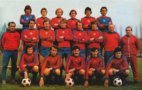 A Vasas 1977-es bajnokcsapata Gass Istvánnal