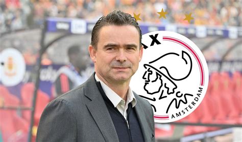 Marc Overmars az Ajax futballigazgatójaként