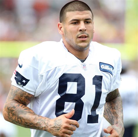 Aaron Hernandez profilképe