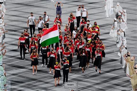 A megnyitó ünnepség pillanatai