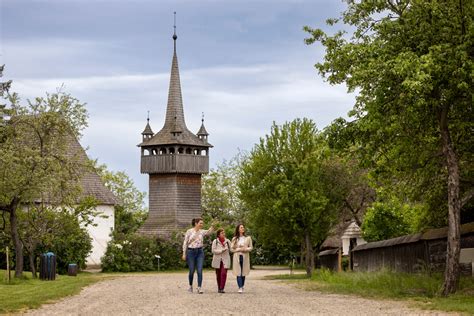 Szentendrei Skanzen kiállítási épületek és környezet