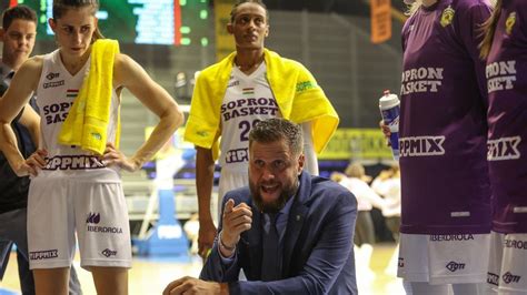 Gáspár Dávid a Sopron Basket csapatával