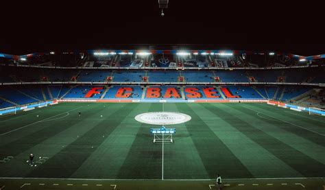 FC Basel címer és stadion