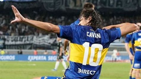 Neymar és Cavani gólöröme és egymásra mutató ünneplése