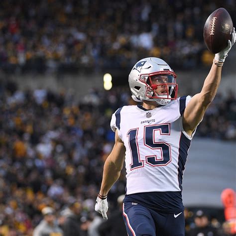Chris Hogan egyetemi futballmeccsen a Monmouth University színeiben