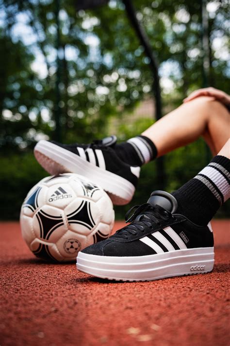 Adidas futballlabdák kollekciója