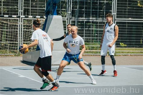 Hallgatók versenyen a Campus Sportfesztiválon