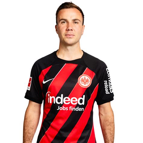 Mario Götze driblizés közben a PSV mezében