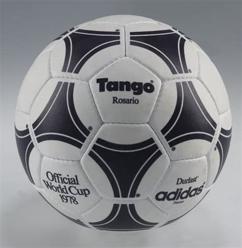 Az 1978-as világbajnokság hivatalos labdája, a Tango