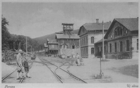 A Pereces bányatelep csapata a '40-es évekből