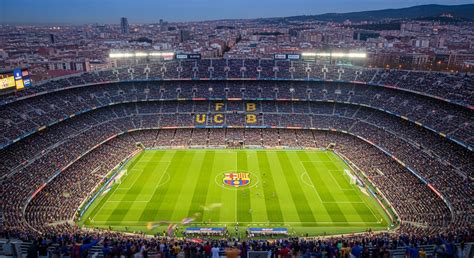 Barcelona szurkolók a Camp Nouban