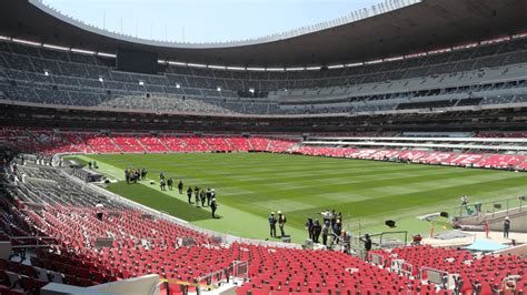 Afrikai labdarúgó-stadion egy mérkőzésen