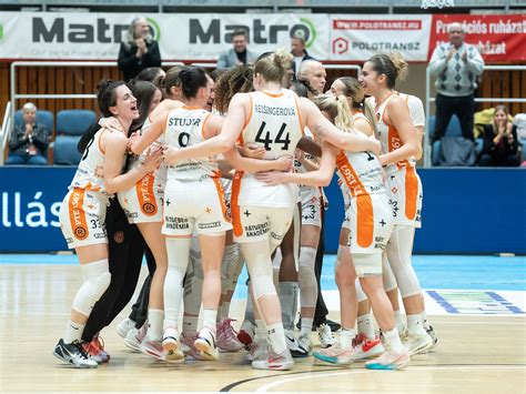 Játékhelyzet a palánk alatt: DVTK és Pécs párharca