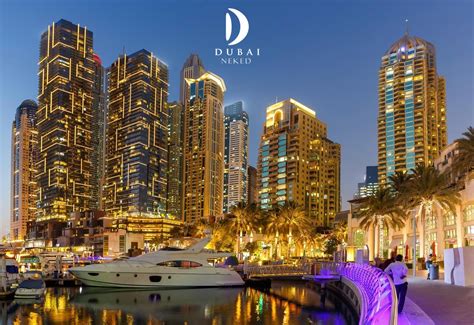 A dubaji felhőkarcolók és a Marina látképe