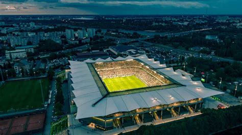 Stadion Wojska Polskiego, Varsó