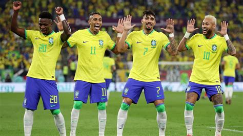 Brazil labdarúgó, samba és gólöröm