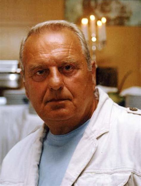 Rusorán Péter portréja
