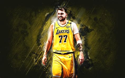 Lakers rajongó sapkában