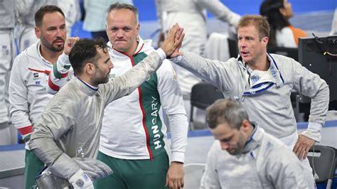A magyar férfi kardcsapat az elődöntőben a románok ellen