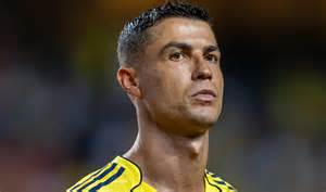 Cristiano Ronaldo különböző csapataiban viselt mezei