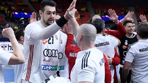 A magyar és osztrák csapatkapitányok az olimpiai selejtezőn