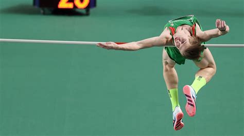 Bakosi Béla egykori atlétikai teljesítménye hármasugrásban