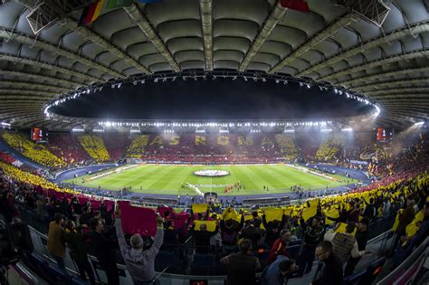 AS Roma címer és stadion