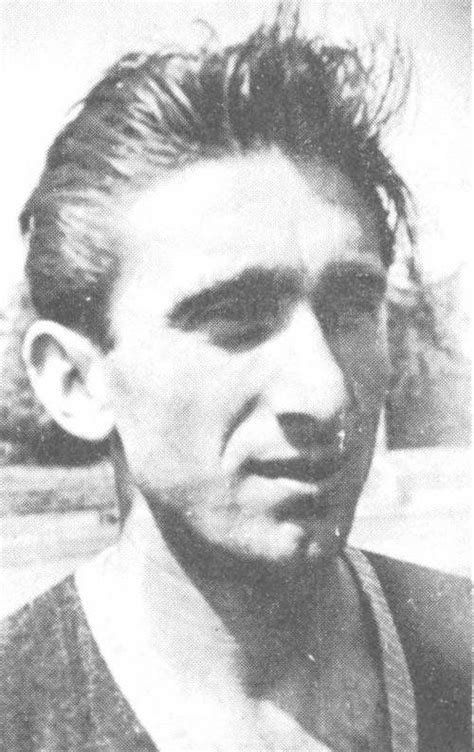 Raduly József fiatalon, futballmezen