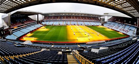 Villa Park stadion belülről