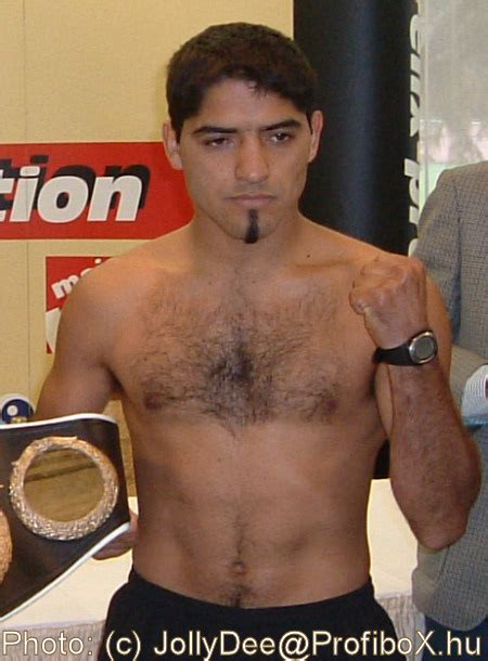 Julio Pablo Chacón profilképe