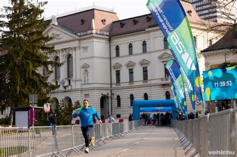 A tömeges részvétel a Kihívások Napján Veszprémben